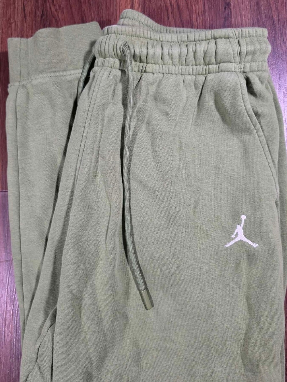 Jordan Essentials Fleece Joggers Men’s XL Medium Olive Green Sweatpants